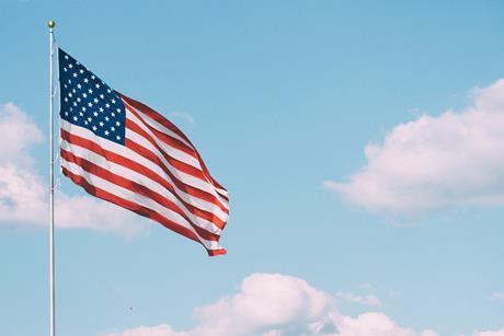 aaron-burden-USA Flag-unsplash